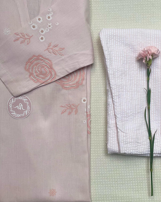 Soft Pink Floral Charm Set