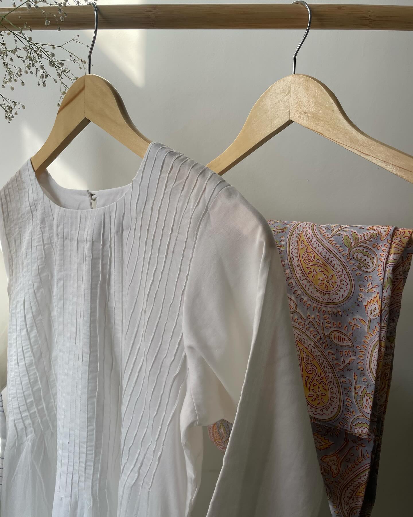 Summer Cloud Light & Airy Off-White Ensemble