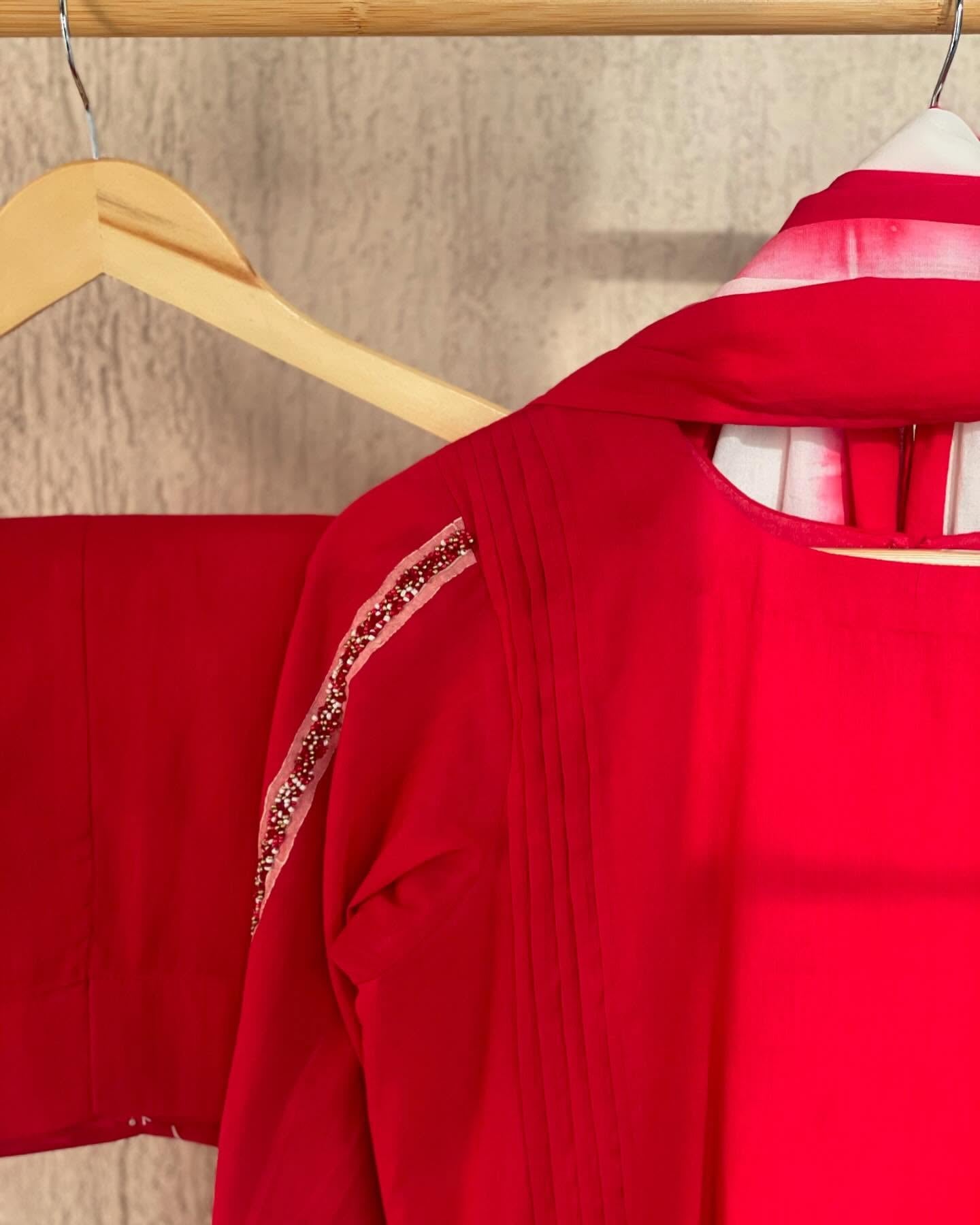 Beaded Crimson Kurta with Tie & Dye Dupatta