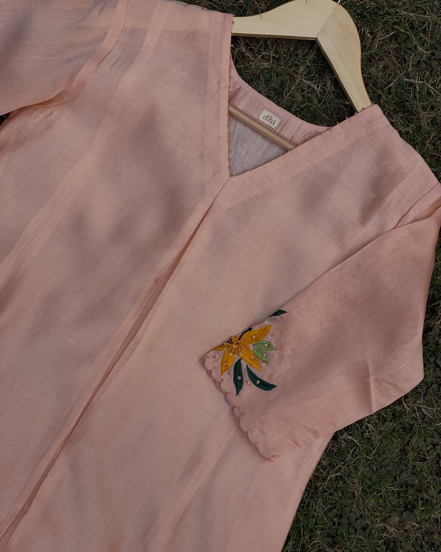 Pink Dusk Set Minimal Embroidered Chanderi with Dupatta