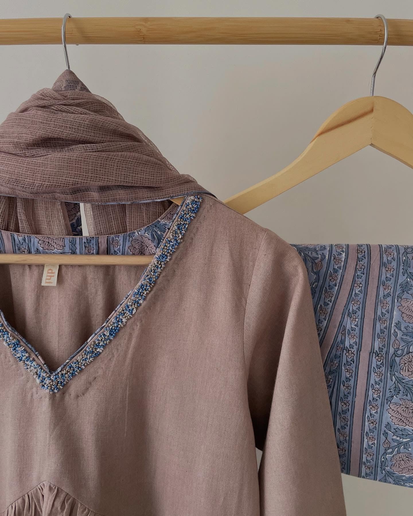 Hue Cotton Kurta Set with Dual-Tone Kota & Pants