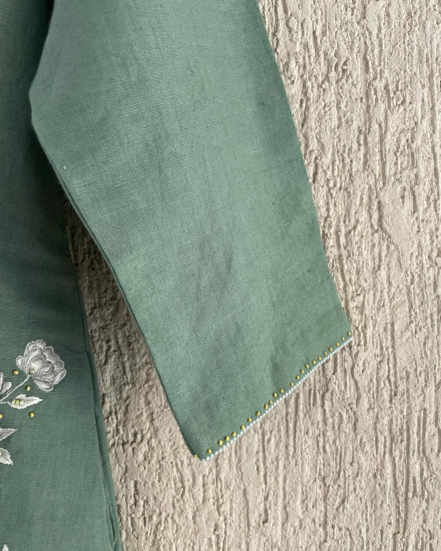 Green Linen Kurta Set with Thread & Bead Detailing