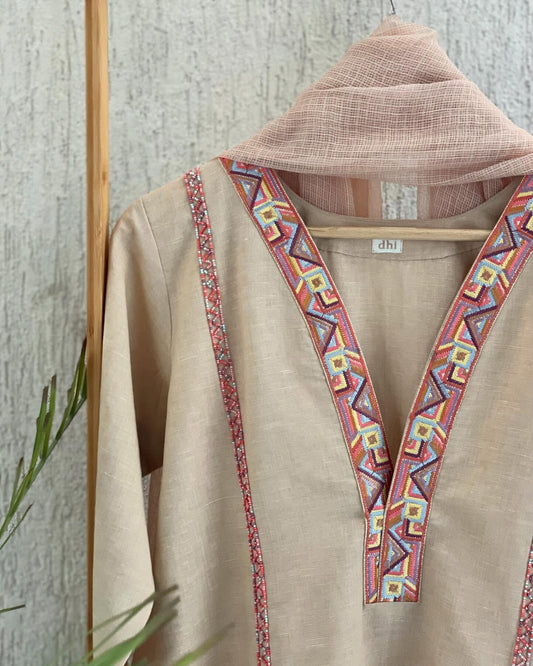 Soft Lavender Tones with Intricate Threadwork