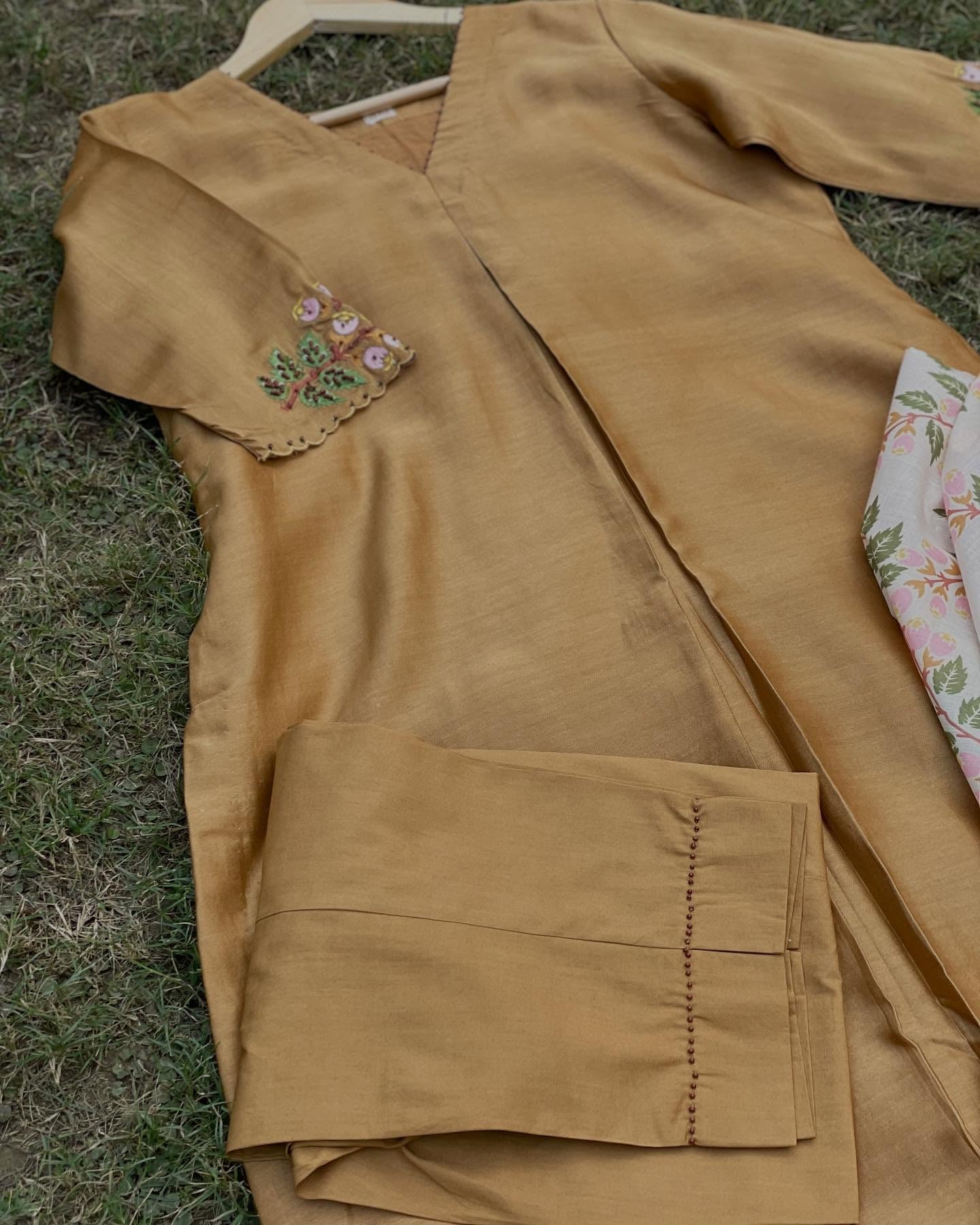 Bronze Bloom: Chanderi Set with Customisable Fit & Flair