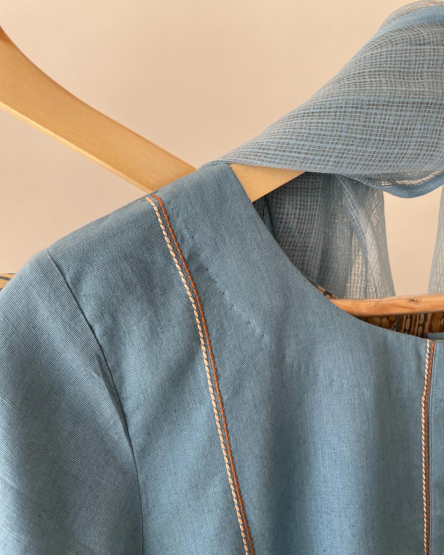 Solid Kurta with Printed Pants & Tie-Dye Kota Dupatta