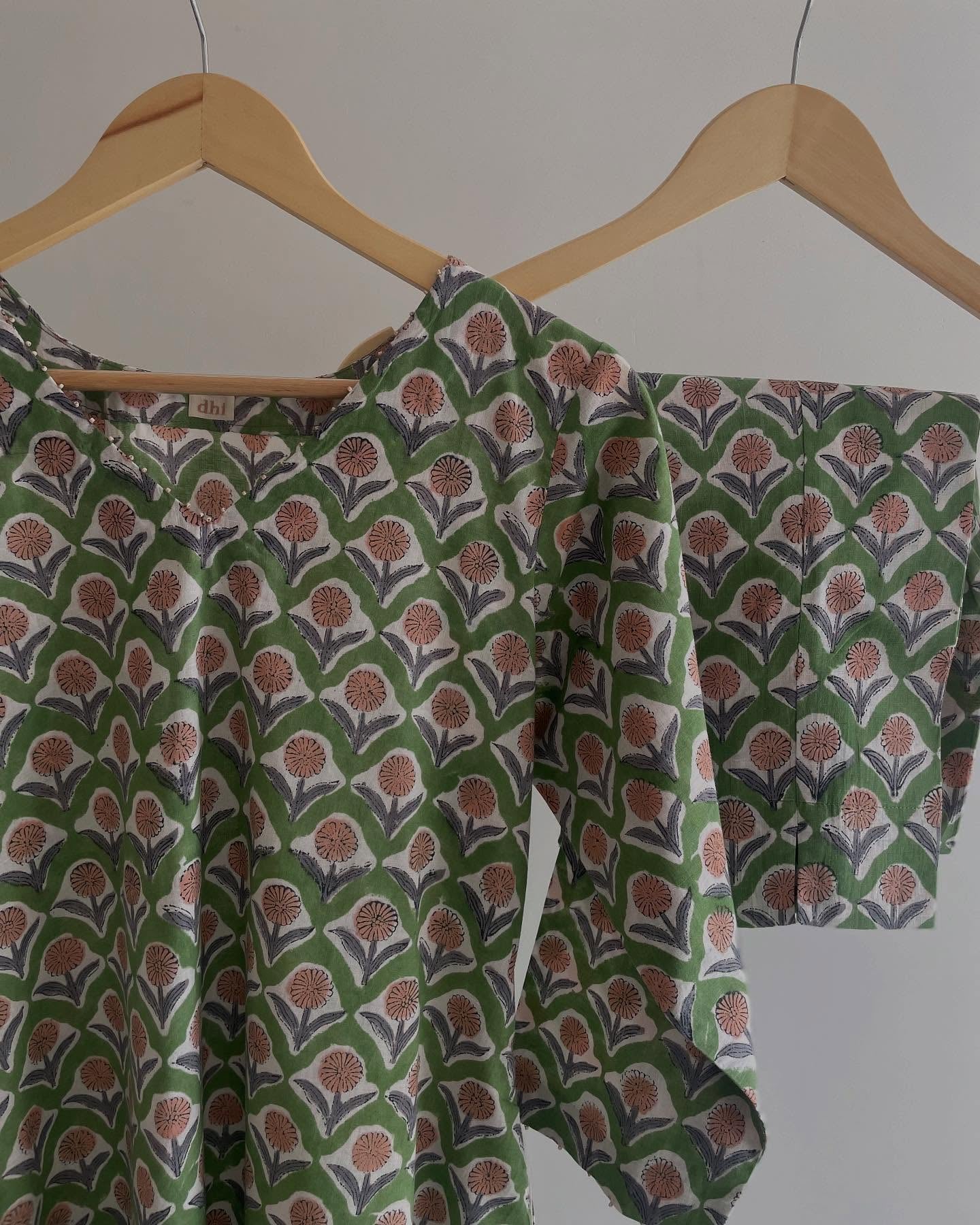 Breezy Mul Cotton Set with Handcrafted Touches