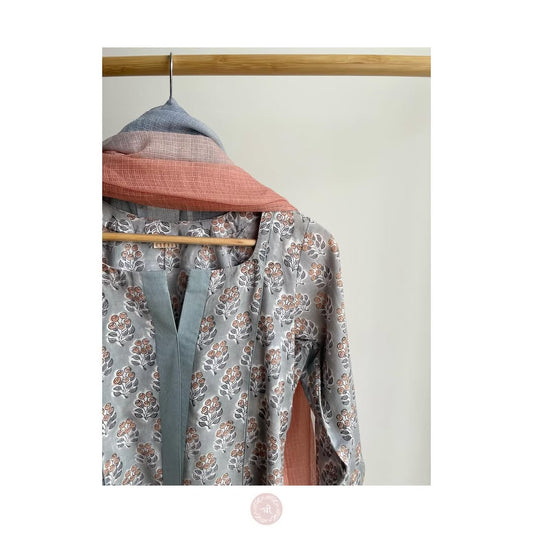 Mul Cotton Suit Set with Edged Pants & Dual-Tone Dupatta