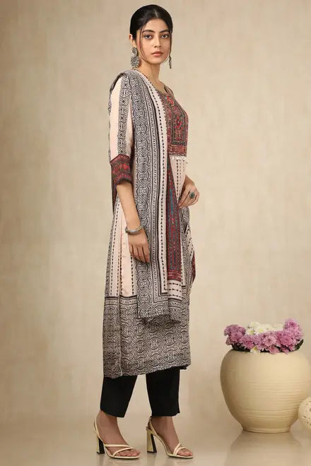 Muslin Ethnic Suit Set With Sequins